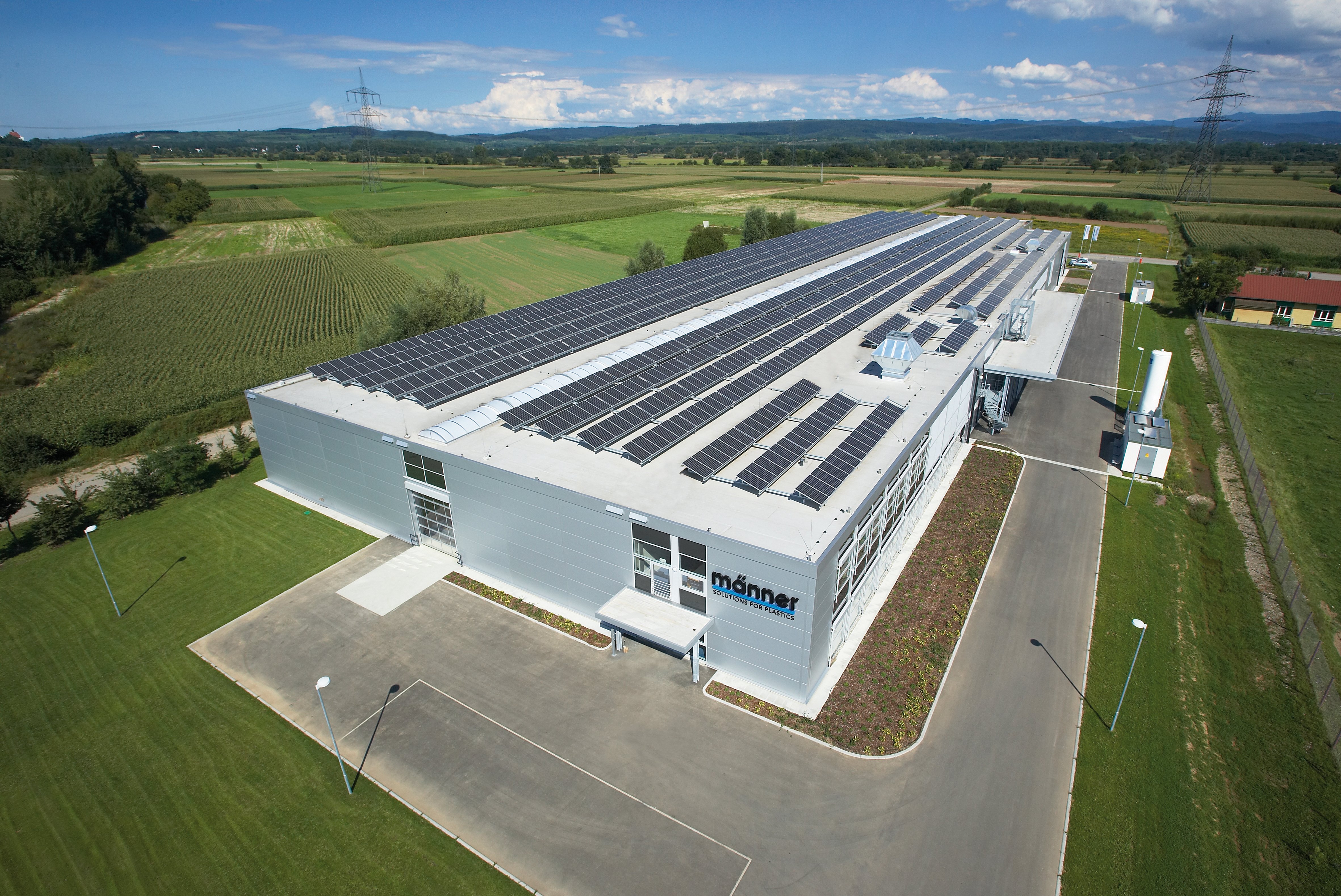 MS_building_Maenner_Germany_Tech Center_cmyk